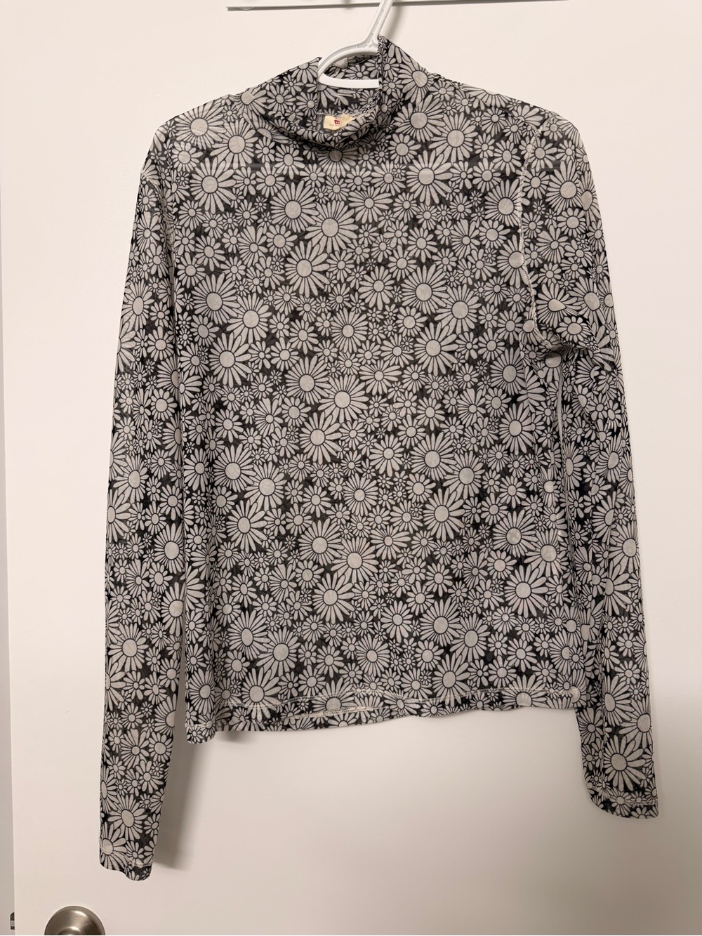 Levi’s Daisy Mesh Top